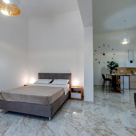 公寓 Bella House *